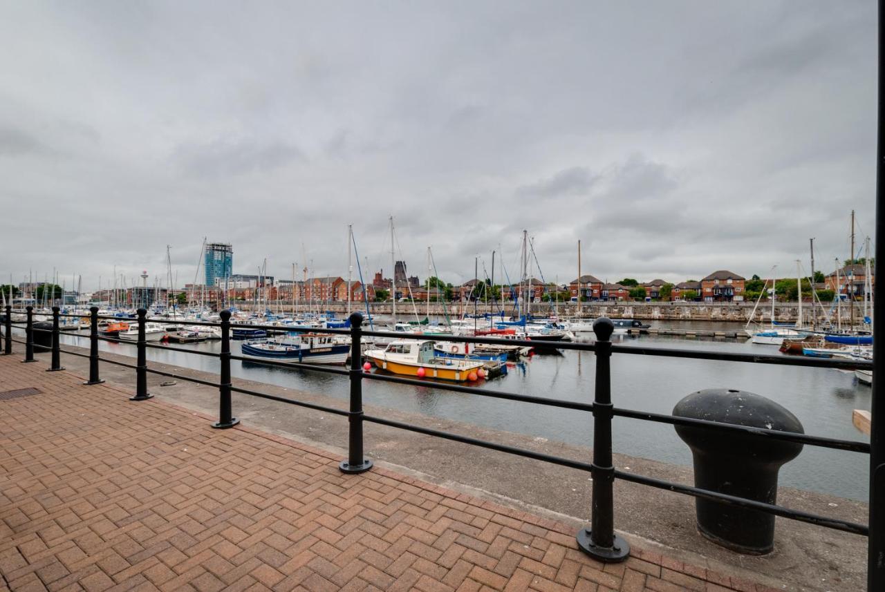 Base Serviced Apartments - The Docks Liverpool Eksteriør bilde
